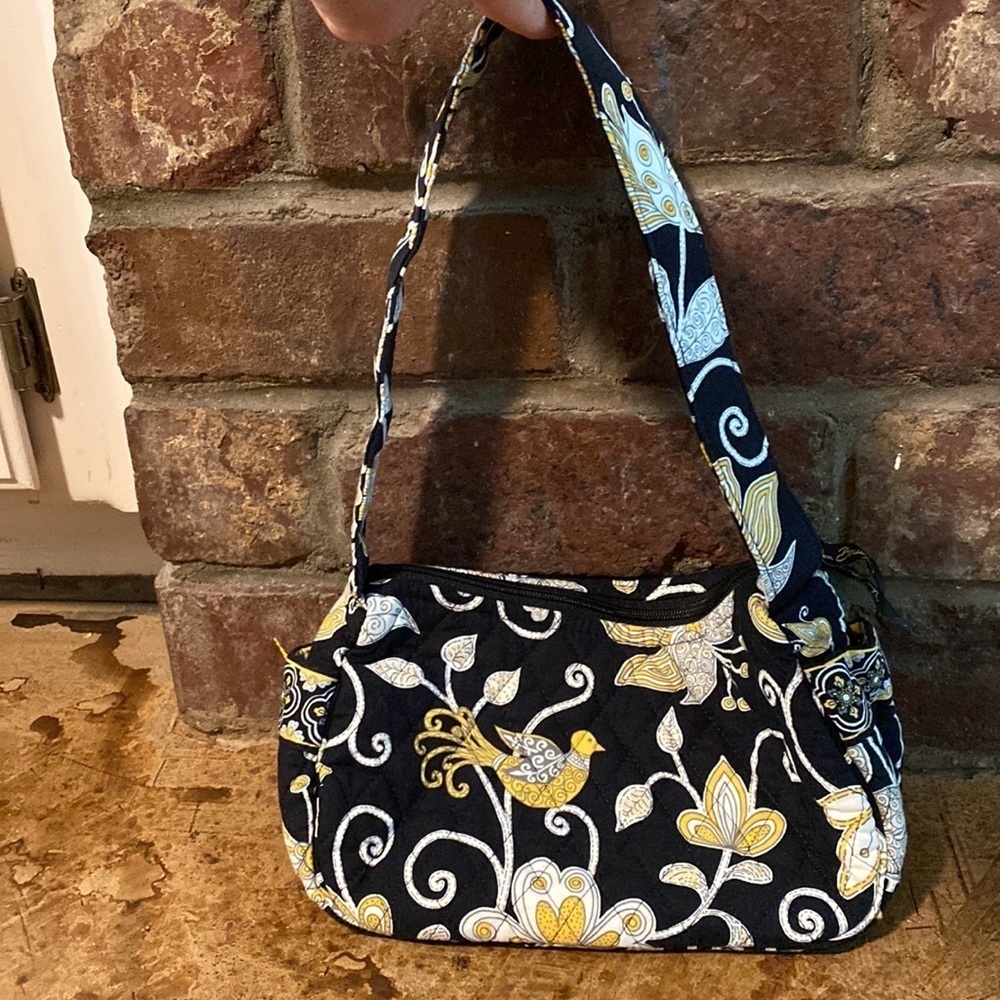 VERA‎ Bradley Maggie small hobo shoulder handbag in retired Yellow Bird print